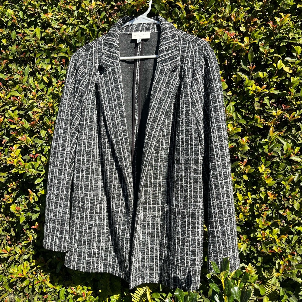 Skies Are Blue Curvy Jacket